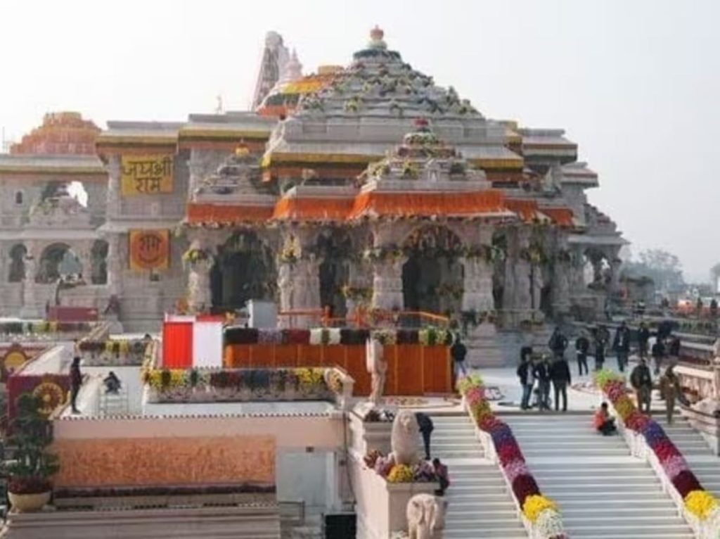 राम मंदिर के मुख्य पुजारी का दावा: प्राण प्रतिष्ठा के दौरान तिरुपति बालाजी के मंदिर से आया प्रसाद