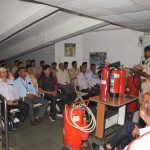 भोपाल – पुलिस मुख्यालय में सुरक्षाकर्मियों को दिया फायर सेफ्टी का प्रशिक्षण