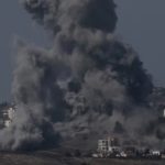 इजराइल की लेबनान पर भारी बमबारी जारी, फिलिस्तीन शरणार्थी कैंप पर पहली बार हमला