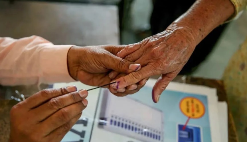झारखंड – 43 विधानसभा सीटों पर वोटिंग जारी, कई दिग्गजों की प्रतिष्ठा दांव पर