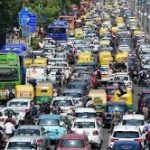 दिल्ली में बस सेवा बाधित: सड़क जाम और विरोध प्रदर्शन ने बढ़ाई परेशानी