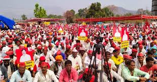 महाराष्ट्र में किसान आंदोलन तेज: मांगों पर चर्चा के लिए सरकार ने समिति गठित की