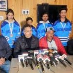 आइस हॉकी महिला और पुरुष टीमों ने खेलो इंडिया विंटर गेम्स 2025 में कांस्य पदक जीतकर प्रदेश का नाम किया रोशन