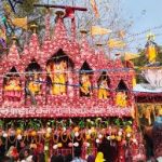 झांसी में कौमी एकता का संदेश देते हुए निकली शिव बारात