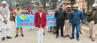 किशनगंज : सड़क सुरक्षा माह के तहत कार्यक्रम हुआ संपन्न