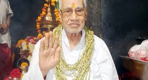 अनुराग ठाकुर ने डेरा बाबा रूद्रानंद में स्वामी सुग्रीवानंद महाराज को दी श्रद्धांजलि