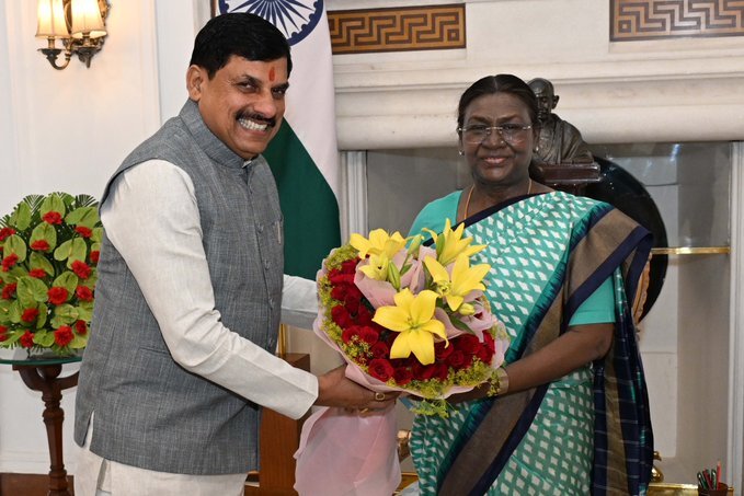 राष्ट्रपति भवन में सीएम मोहन यादव ने राष्ट्रपति मुर्मु से की मुलाकात