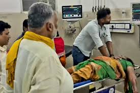 सांसद पप्पू यादव उतरे सड़क हादसे के घायलों के लिए