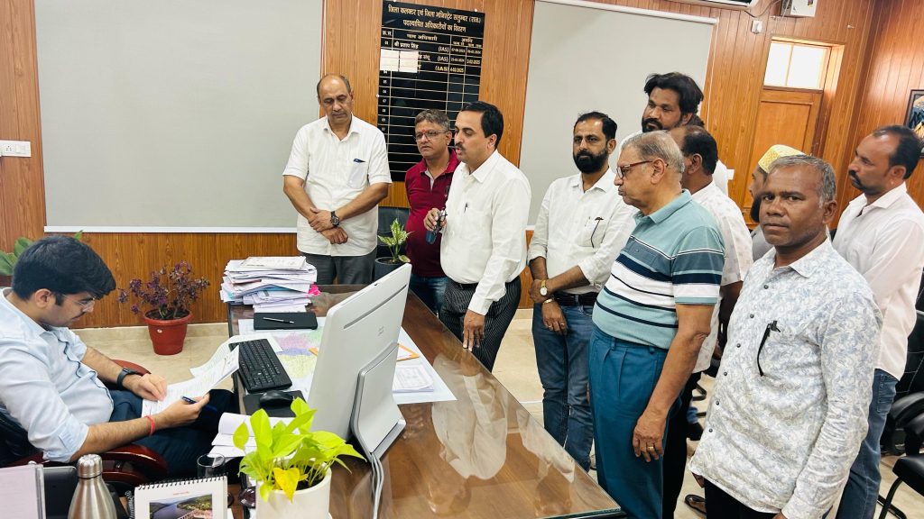 सलूम्बर नगर परिषद वार्ड सीमा पर गहराया विवाद