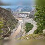 भारत–पाक तनाव चरम पर: सिंधु जल संधि निलंबित, सीमा और हवाई क्षेत्र बंद