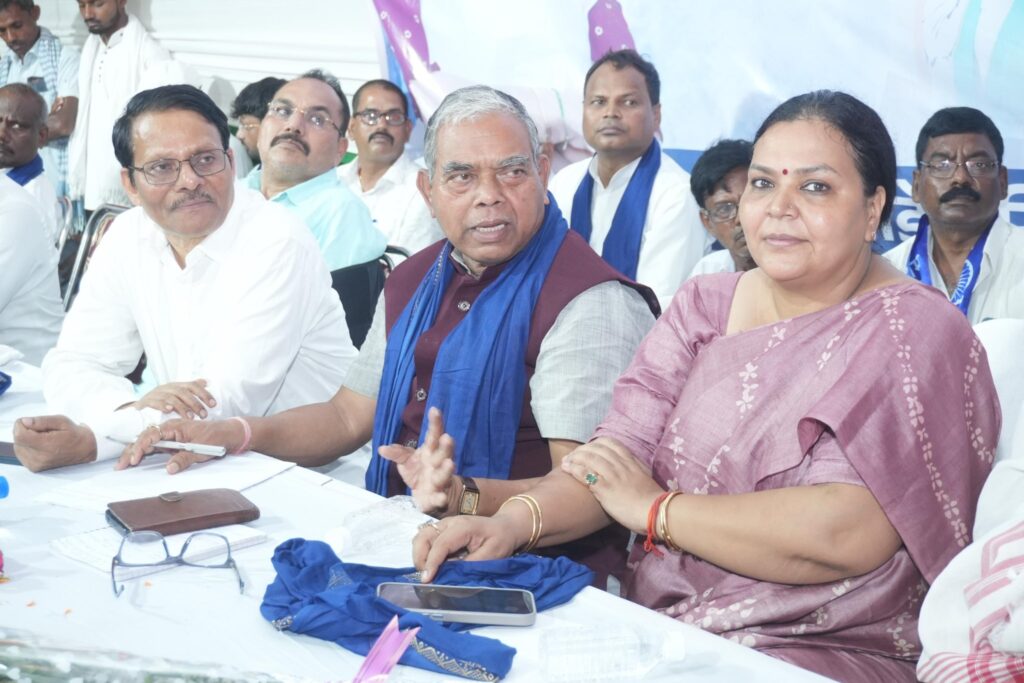 कांग्रेस के संगठन सृजन कार्यक्रम में आगामी चुनावों की रणनीतियों पर चर्चा