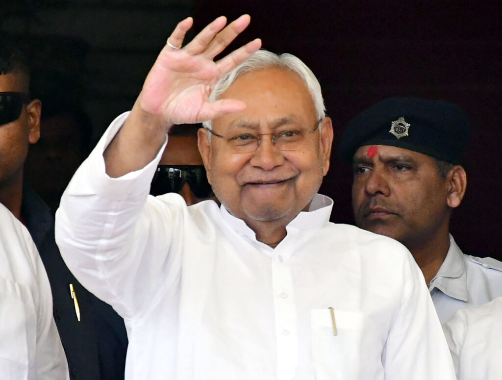 बिहार सरकार ने त्यौहार पर घर आने वाले यात्रियों को दी बड़ी सौगात