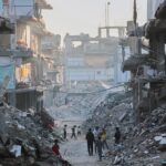 गाजा में इजरायली हमले में रेड क्रॉस के दो कार्यकर्ताओं की मौत