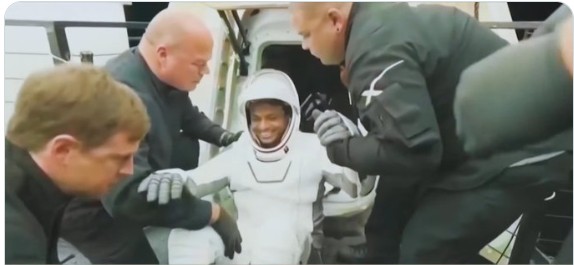 पीएम मोदी ने  मन की बात  कार्यक्रम  में   शुभांशु शुक्ला का किया जिक्र