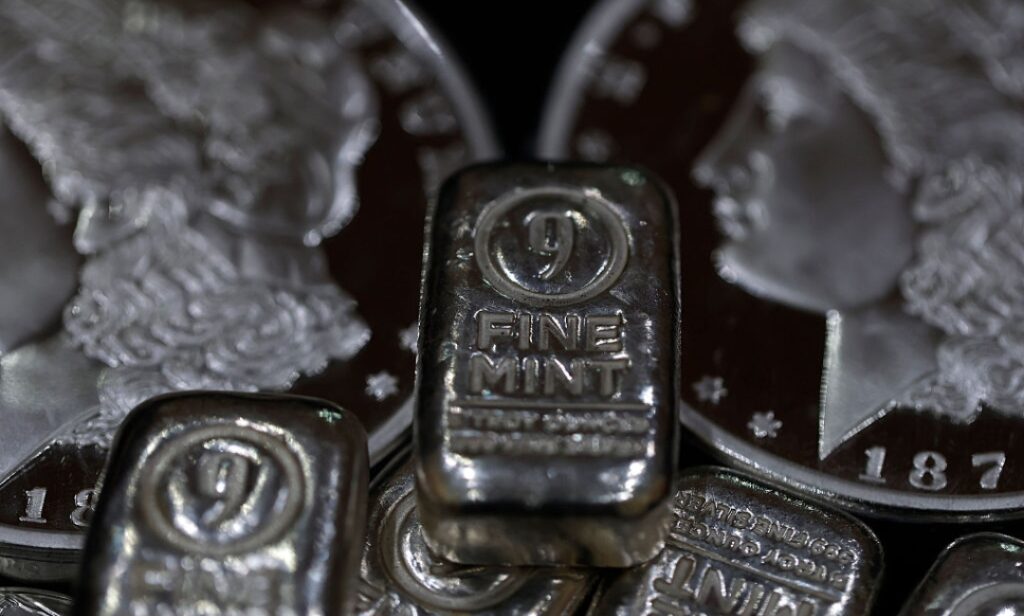 29 जनवरी को चांदी की कीमत: भारी उतार-चढ़ाव के बीच पहली बार 4 लाख रुपये प्रति किलो के पार