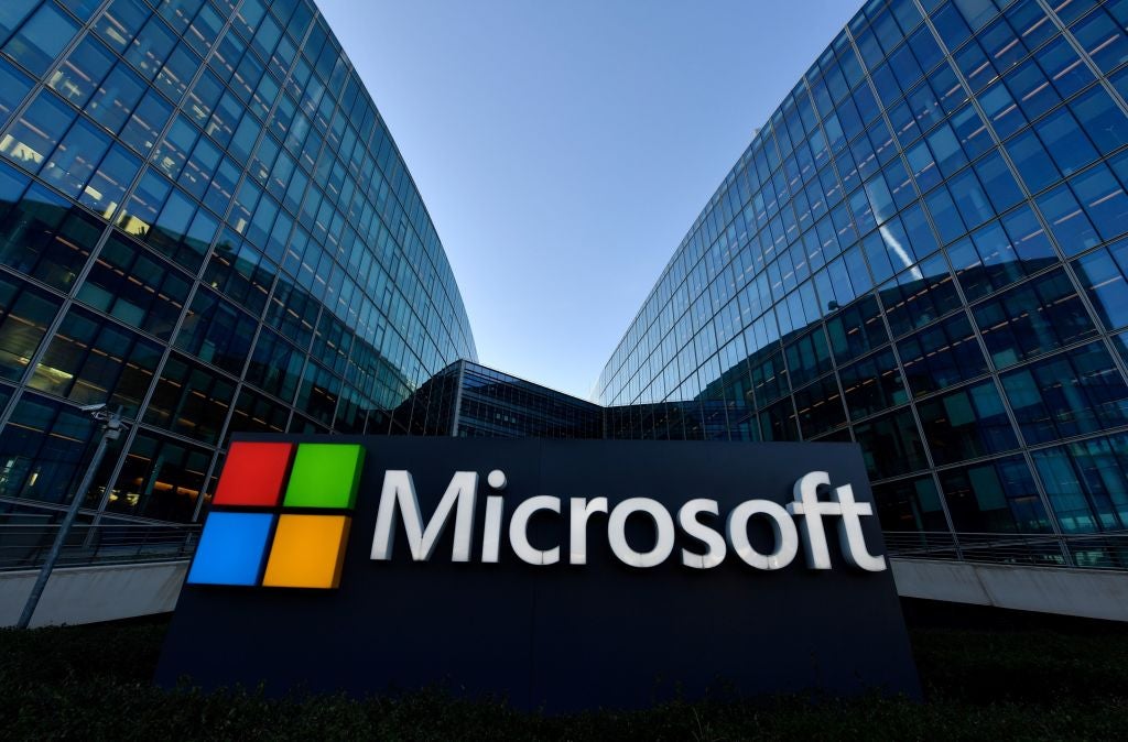 Microsoft की कमाई में जोरदार उछाल, लेकिन डेटा सेंटर खर्च ने बढ़ाई चिंता
